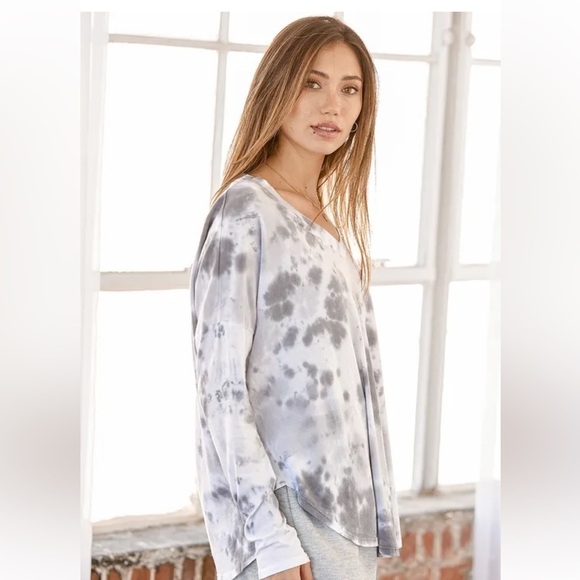 Lulus - The Best Vibes Grey Tie-Dye Oversized Long Sleeve Top - M - Picture 2 of 7
